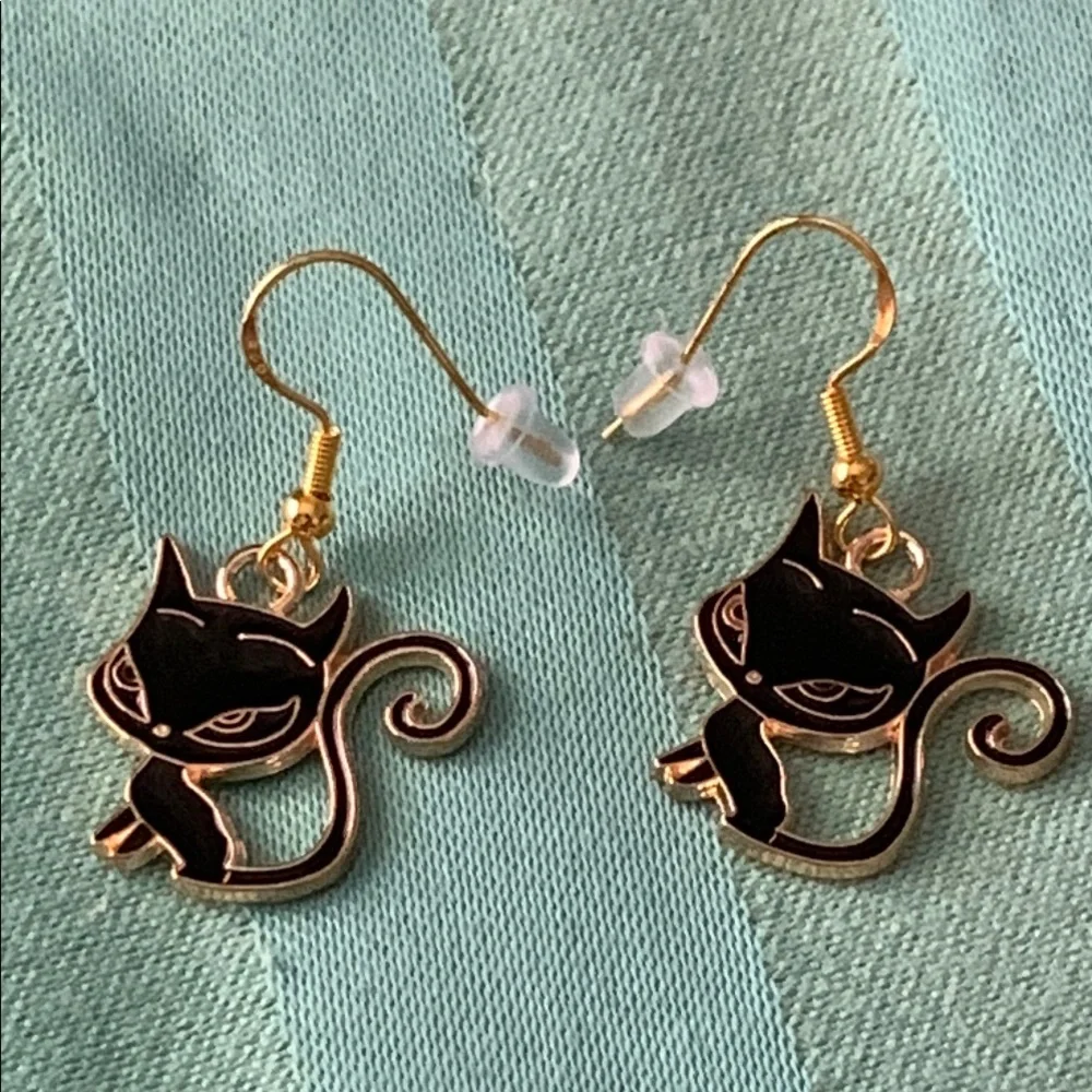 🖤Black Cat Earrings